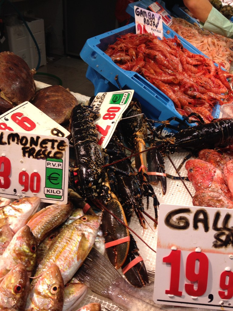 Die Auswahl in der Peixeria Paula an einem Samstag um 10:00 Uhr