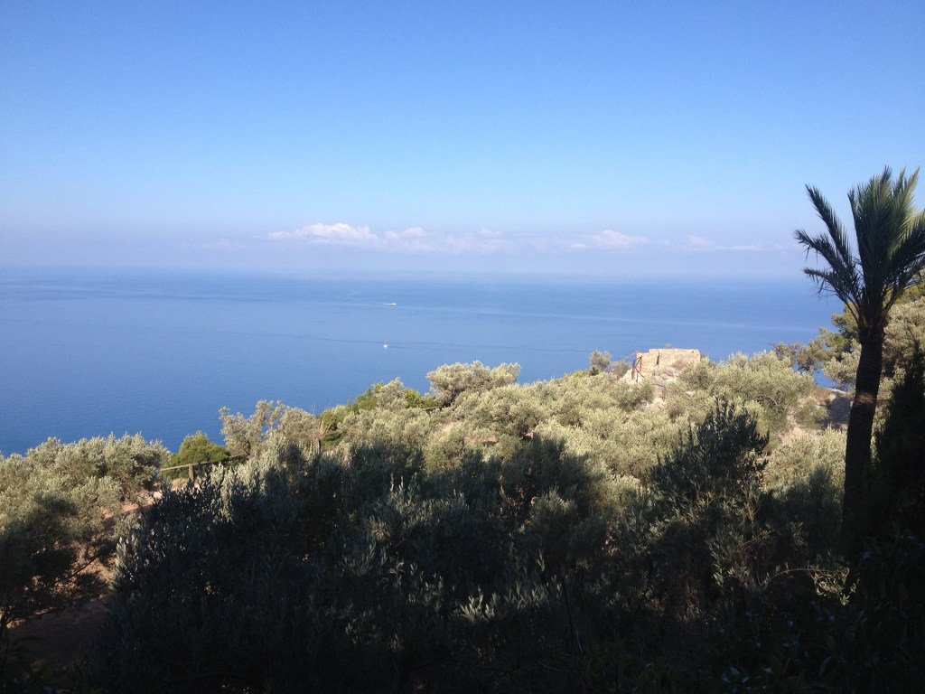 Der Blick von der Kosterterasse Richtung Barcelona