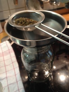 Die Passage durch Salz und Thymian verfeinert das Aroma