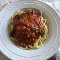 Tomatensauce mit Sobrasada und Honig